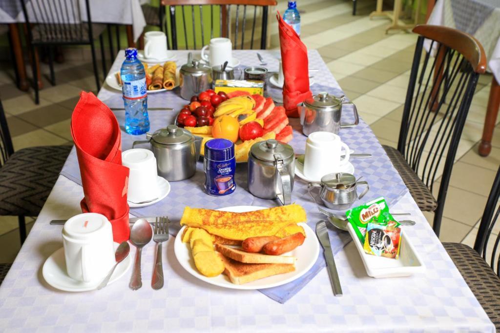 Paris Hotel Nairobi Ngoại thất bức ảnh